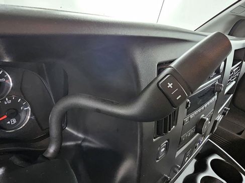 Used 2023 Chevrolet Express 3500 LS image 28