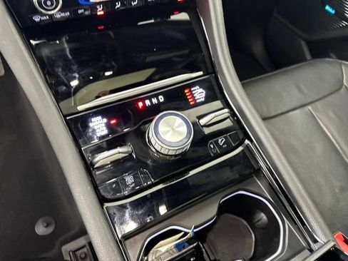 Used 2023 Jeep Grand Cherokee Overland image 20