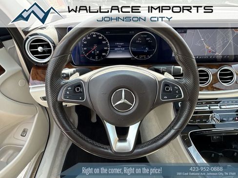Used 2018 Mercedes-Benz E 300 4MATIC image 34
