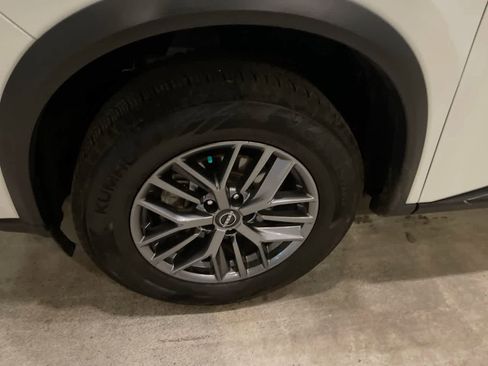 Used 2024 Nissan Rogue S image 10