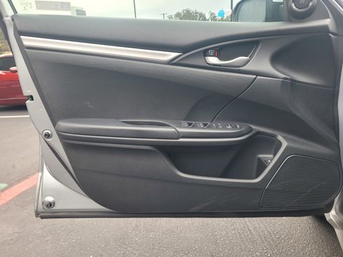 Used 2020 Honda Civic Sport image 16