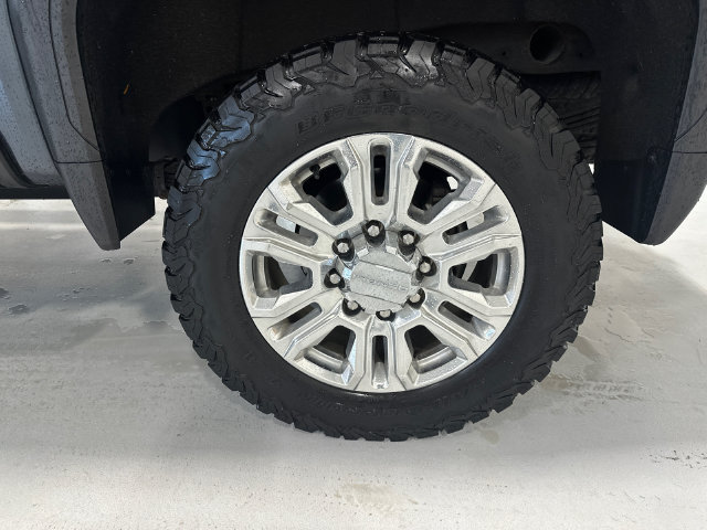 Used 2020 GMC Sierra 2500 Denali w/ Denali Ultimate Package AWD/4WD image 34