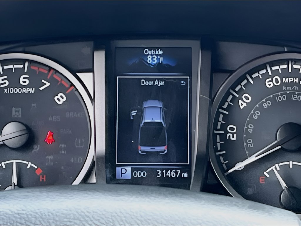 Used 2023 Toyota Tacoma TRD Sport AWD/4WD image 12