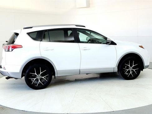 Used 2017 Toyota RAV4 SE w/ Power Extra Value Package image 6