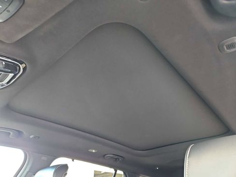 Used 2022 Jeep Grand Cherokee L Overland w/ Luxury Tech Group IV image 20