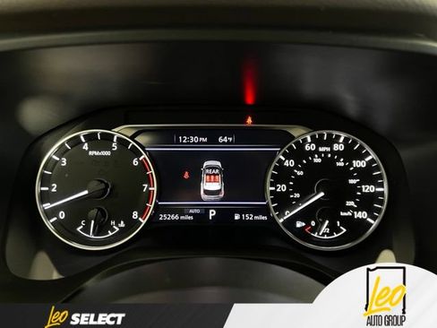 Used 2023 Nissan Rogue SV AWD/4WD image 16