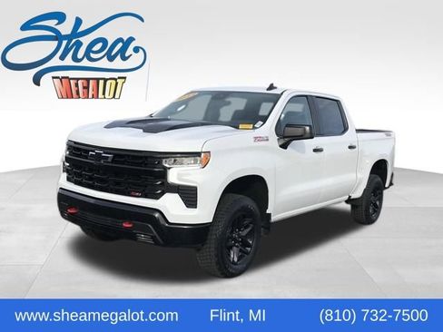 Used 2022 Chevrolet Silverado 1500 LT Trail Boss w/ Protection Package image 1