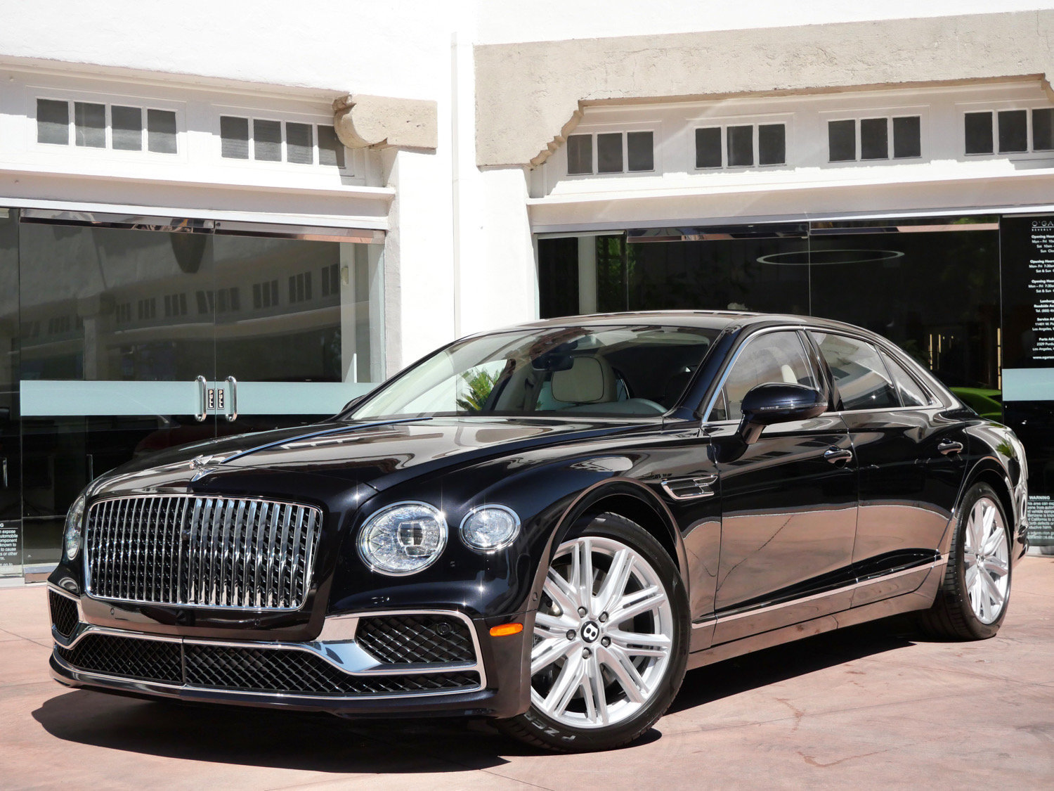 Used 2023 Bentley Flying Spur Plug-In Hybrid AWD/4WD image 12