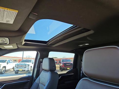 Certified 2025 GMC Sierra 1500 Denali w/ Denali Reserve Package image 13