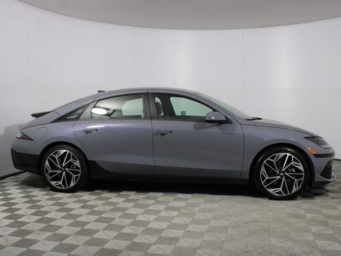 Used 2024 Hyundai Ioniq 6 SEL RWD image 21