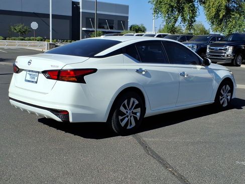 Used 2020 Nissan Altima 2.5 S FWD image 5