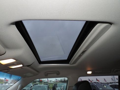 Used 2017 INFINITI QX80 2WD w/ Deluxe Technology Package image 20