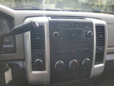 Used 2012 RAM 1500 Classic SLT AWD/4WD image 36