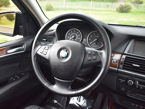 Used 2010 BMW X5 xDrive30i image 49