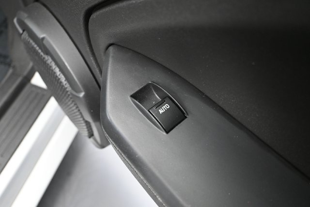 Used 2006 Ford Mustang GT Premium RWD image 31