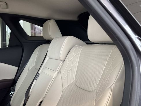 Certified 2025 Lexus RX 350 Premium Plus w/ Accessory Package (Z1) FWD image 17