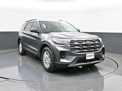 New 2025 Ford Explorer Active image 19