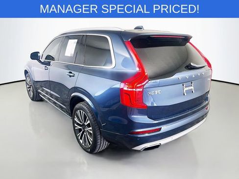 Used 2021 Volvo XC90 T6 Momentum image 6