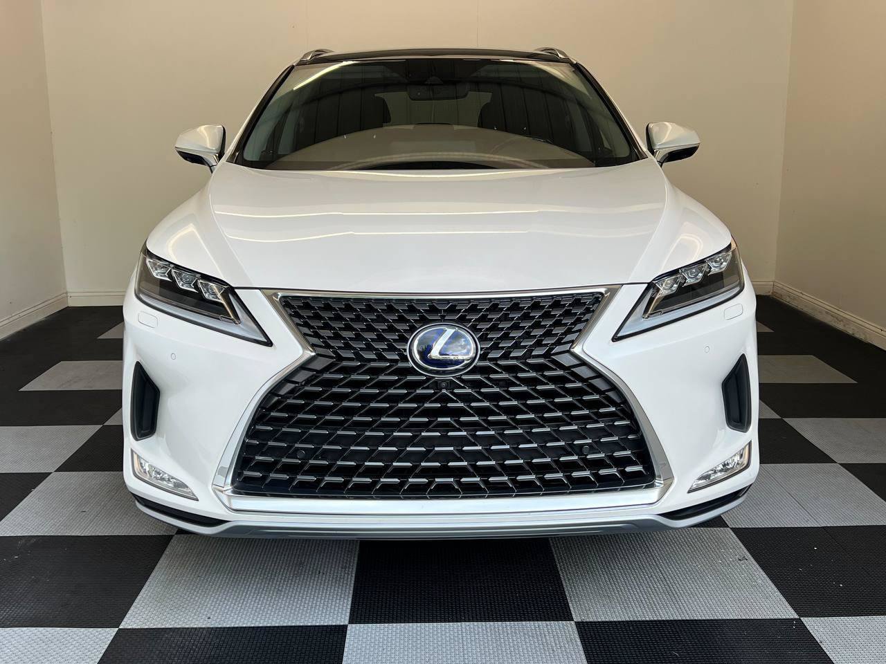 Used 2022 Lexus RX 450h AWD w/ Luxury Package image 2