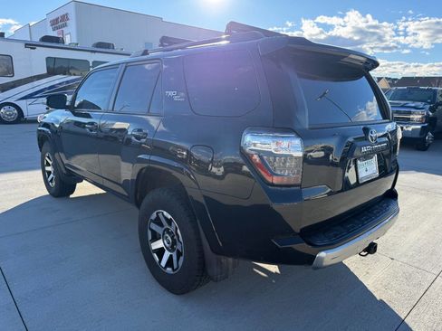 Used 2019 Toyota 4Runner TRD Off Road 4x4 4dr SUV image 5