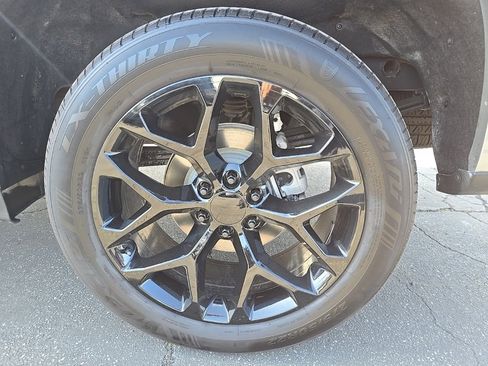 Used 2023 Chevrolet Silverado 1500 LT w/ Protection Package image 6