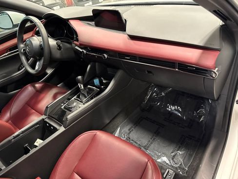 Certified 2026 MAZDA MAZDA3 2.5 S Hatchback w/ Premium Pkg FWD image 14