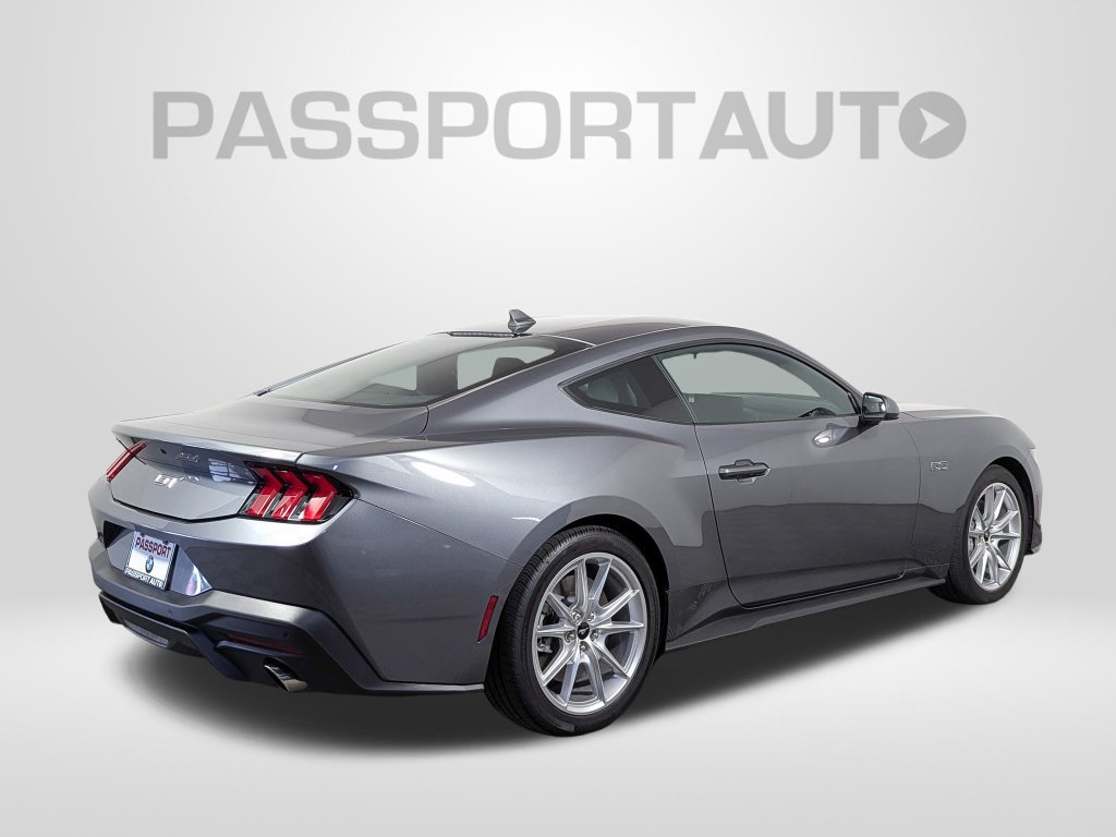 Used 2026 Ford Mustang GT Premium RWD image 7