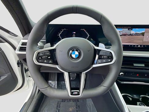 New 2026 BMW 330i Sedan w/ M Sport Package image 40