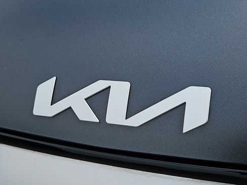 Certified 2023 Kia Sportage SX Prestige AWD/4WD image 33