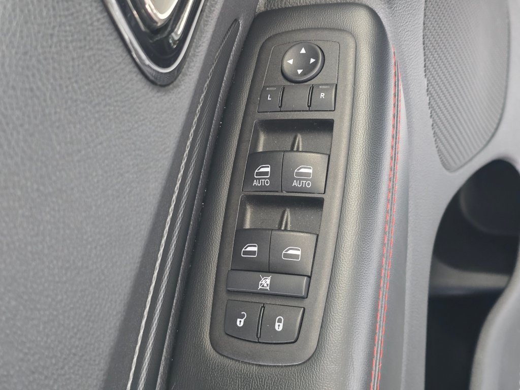 Used 2025 Dodge Durango GT AWD/4WD image 21