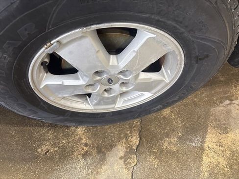 Used 2008 Ford Escape XLT image 7