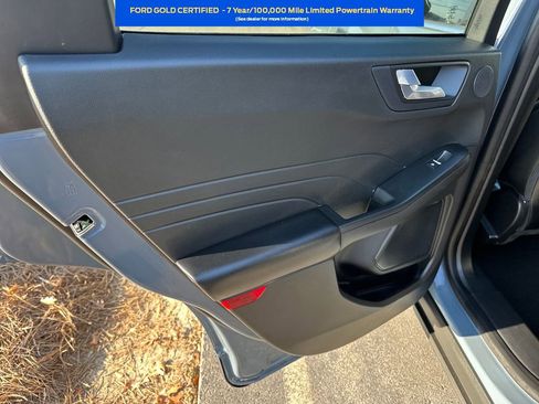 Certified 2023 Ford Escape Platinum w/ Premium Technology Package image 21