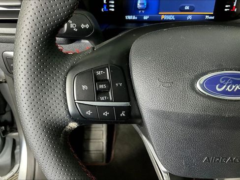 Used 2023 Ford Escape ST-Line image 26