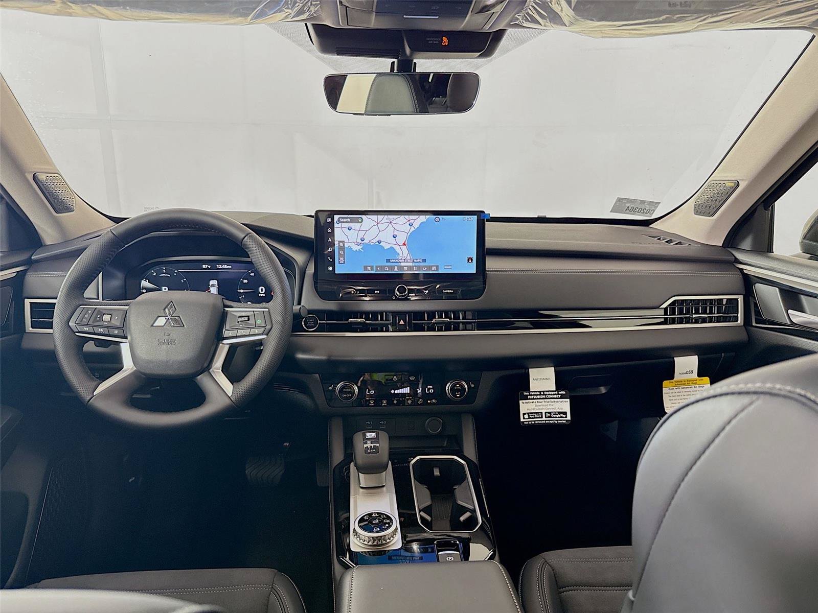 New 2026 Mitsubishi Outlander SE AWD/4WD image 3