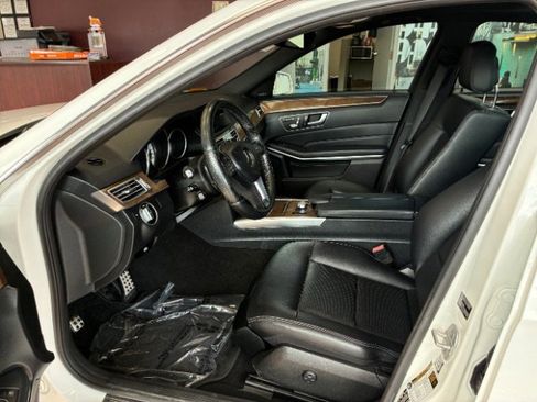 Used 2014 Mercedes-Benz E 350 4MATIC w/ Premium 1 Package image 13