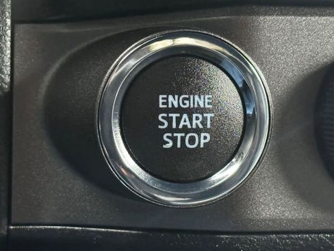 Used 2021 Toyota Tacoma TRD Off-Road w/ TRD Premium Off Road Package image 26