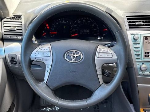 Used 2007 Toyota Camry XLE FWD image 25