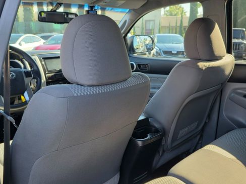 Used 2013 Toyota Tacoma 4x4 Double Cab image 19