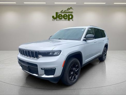 Used 2023 Jeep Grand Cherokee L Limited w/ Luxury Tech Group II AWD/4WD image 1
