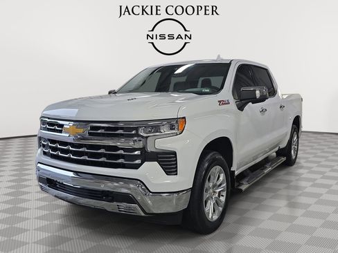 Used 2025 Chevrolet Silverado 1500 LTZ w/ Z71 Off-Road Package AWD/4WD image 1