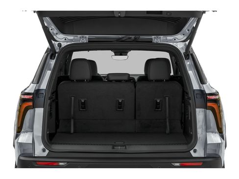 New 2026 Chevrolet Traverse Z71 w/ Enhanced Driving Package AWD/4WD image 40