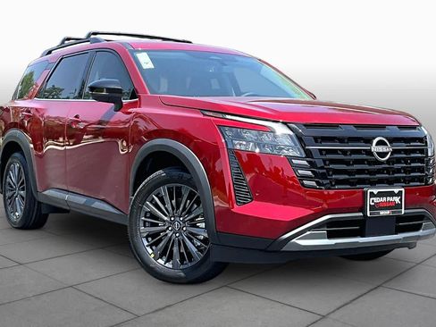 New 2026 Nissan Pathfinder SL w/ SL Premium Package (P04) FWD image 2