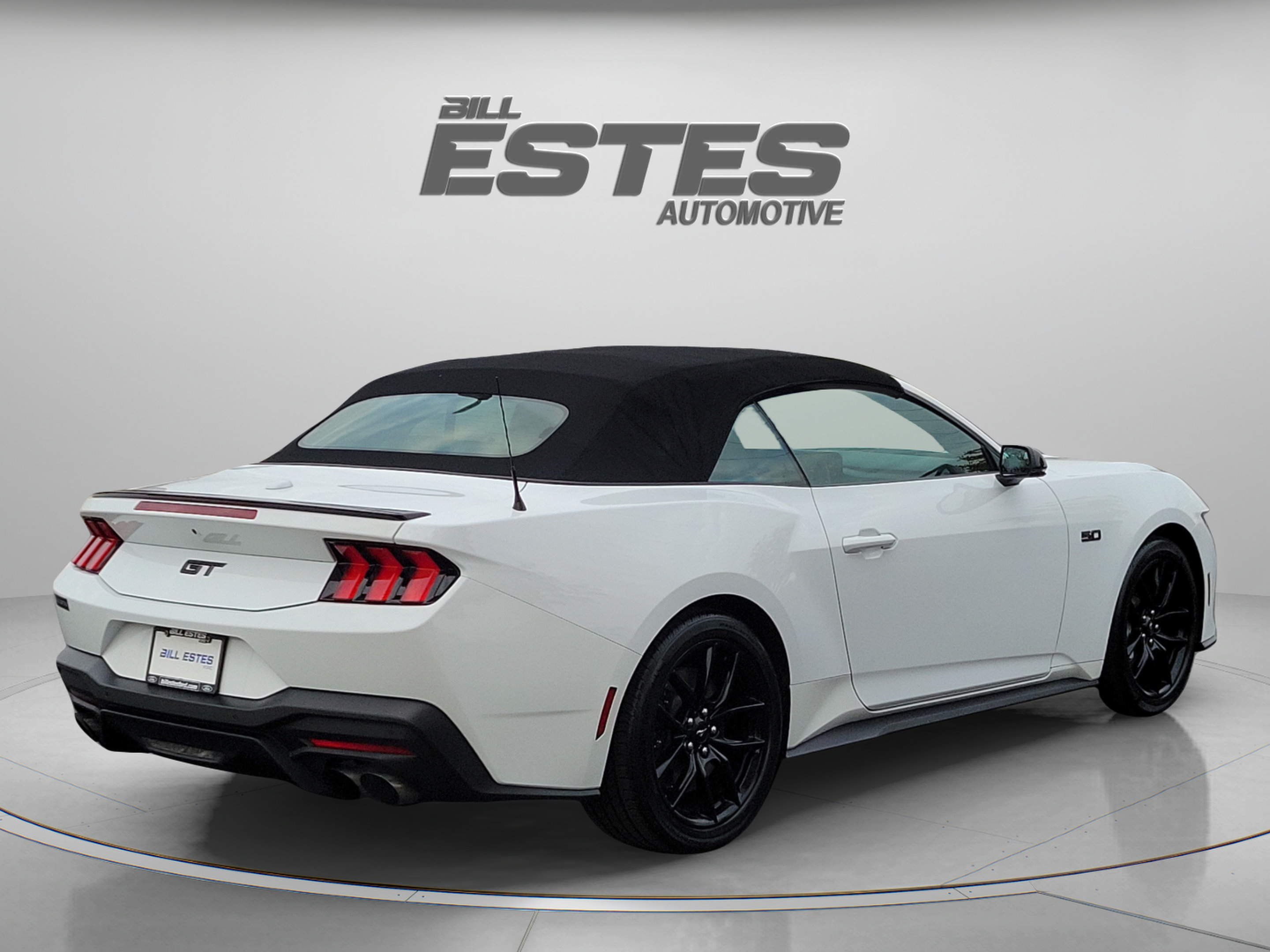 Used 2024 Ford Mustang GT Premium RWD image 4