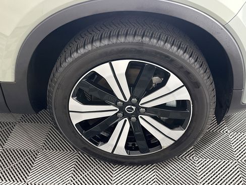 Used 2023 Volvo C40 P8 Recharge Plus image 11