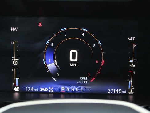 Certified 2023 Chevrolet Colorado LT w/ LT Convenience Package II AWD/4WD image 14