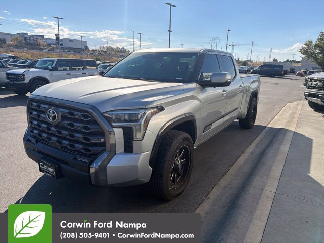 Used 2022 Toyota Tundra Platinum w/ Advanced Package AWD/4WD image 3
