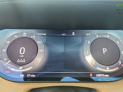 Used 2024 Land Rover Range Rover SE AWD/4WD image 38