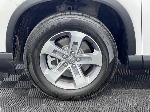 Used 2025 Honda Pilot EX-L image 11