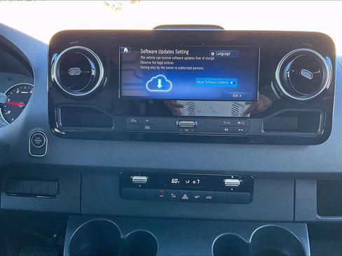 New 2025 Mercedes-Benz Sprinter 2500 image 6