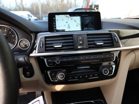 Used 2017 BMW 330i xDrive Sedan image 19